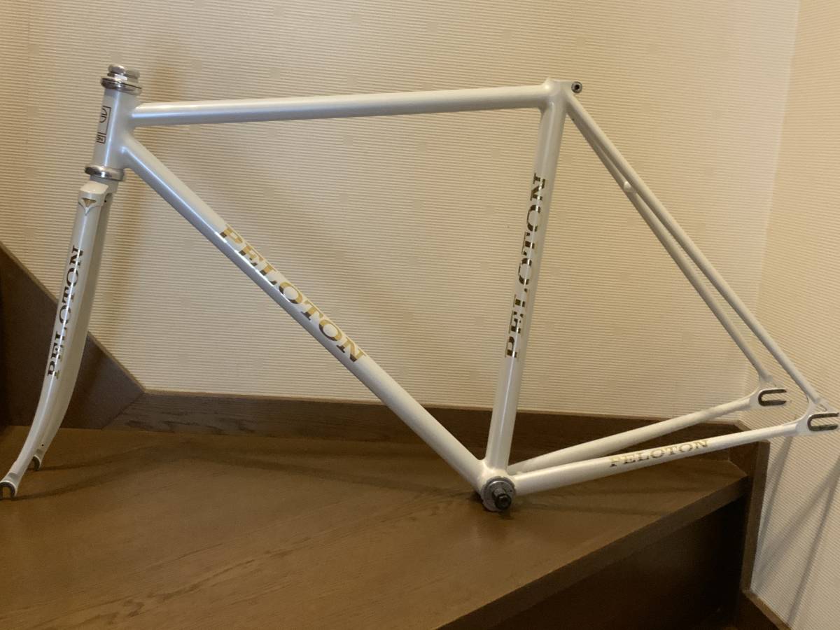 PELOTON ホワイト ピストフレーム PELOTON ホワイト ピストフレーム