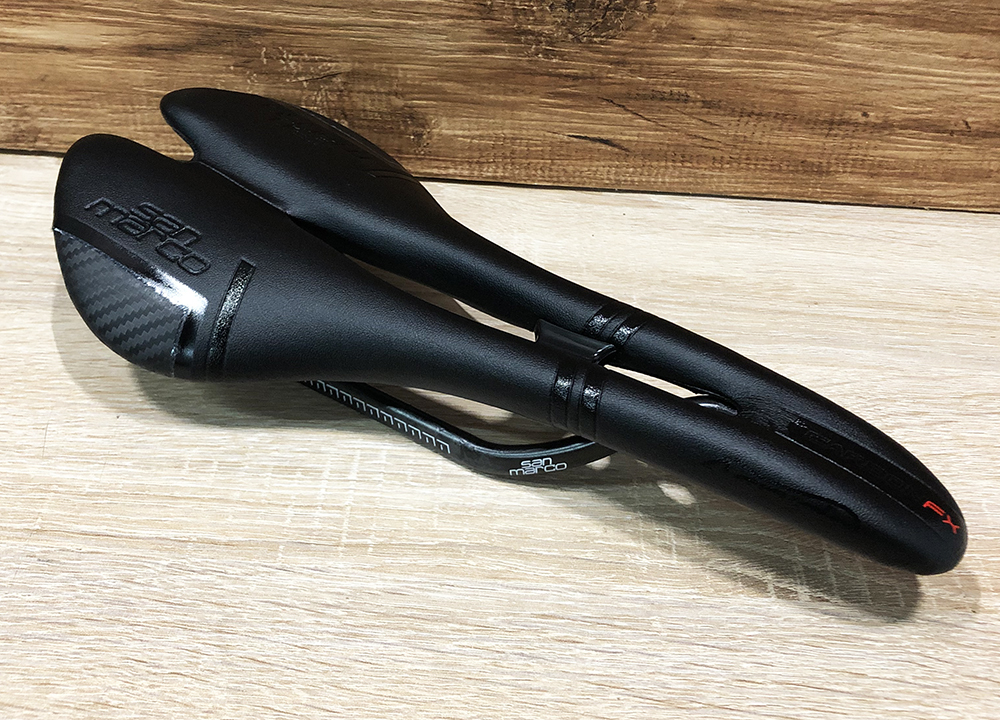 サドル：SELLE SAN MARCO ASPIDE CARBON FXサドル 【公式通販】