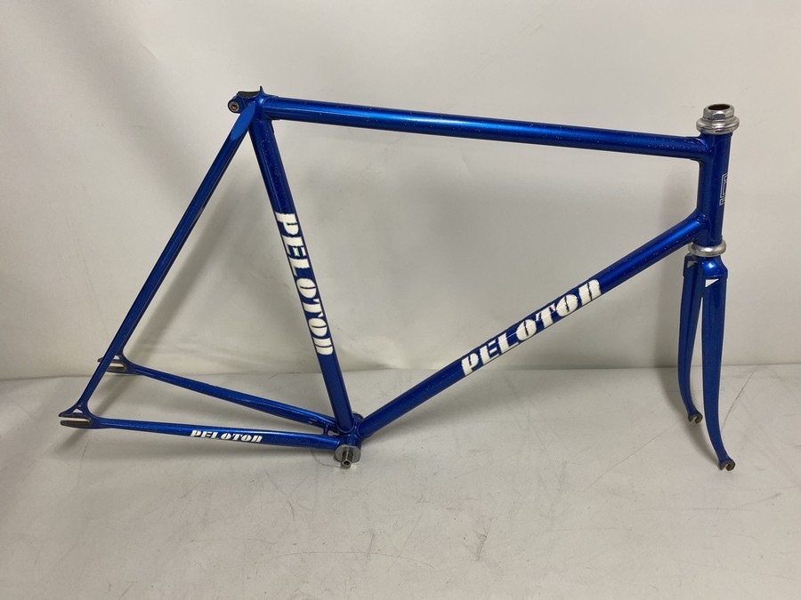 Peloton プロトン競輪自転車 (完成車)