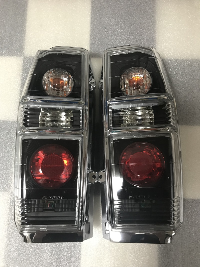 トヨタ マークⅡ ワゴン バン GX70系 テールランプ 左右セット トヨタ