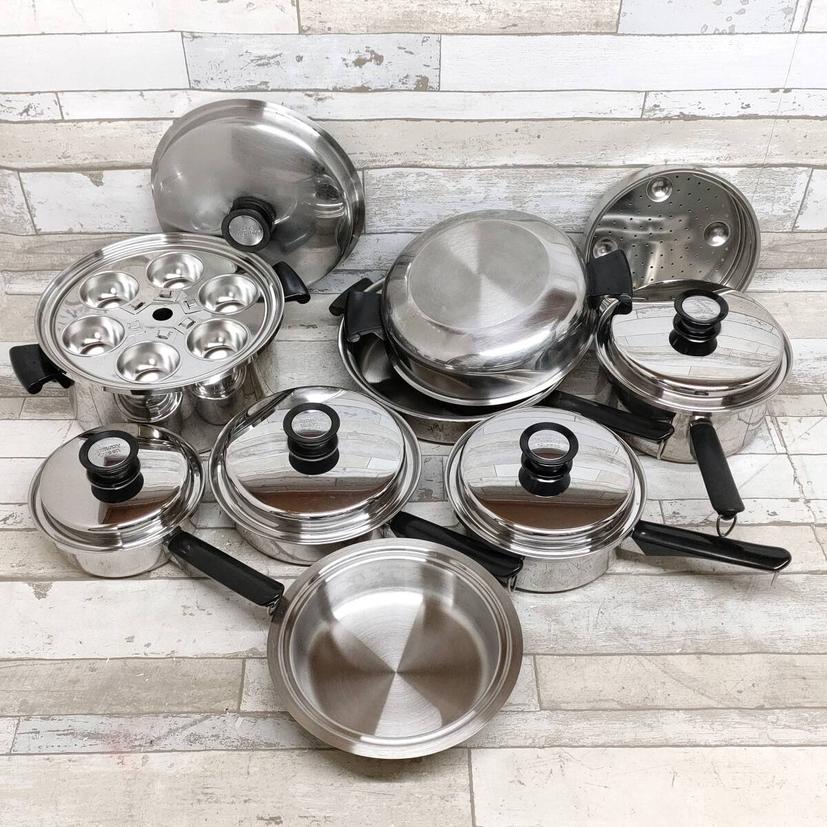 新品 Amway アムウェイ インダクションレンジ対応 中ソースパン @ 新品