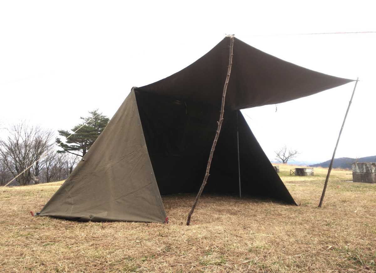 プラシパラトカ ソ連軍幕 ポーランド軍幕とソ連軍幕をタープ方式連結