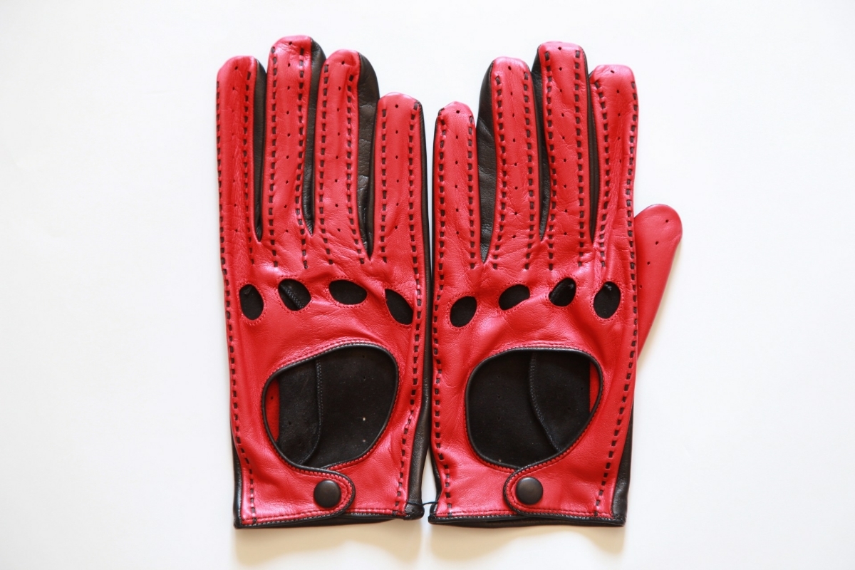 新品】フェラーリ社純正品 レザー バイカラー ドライビング グローブ