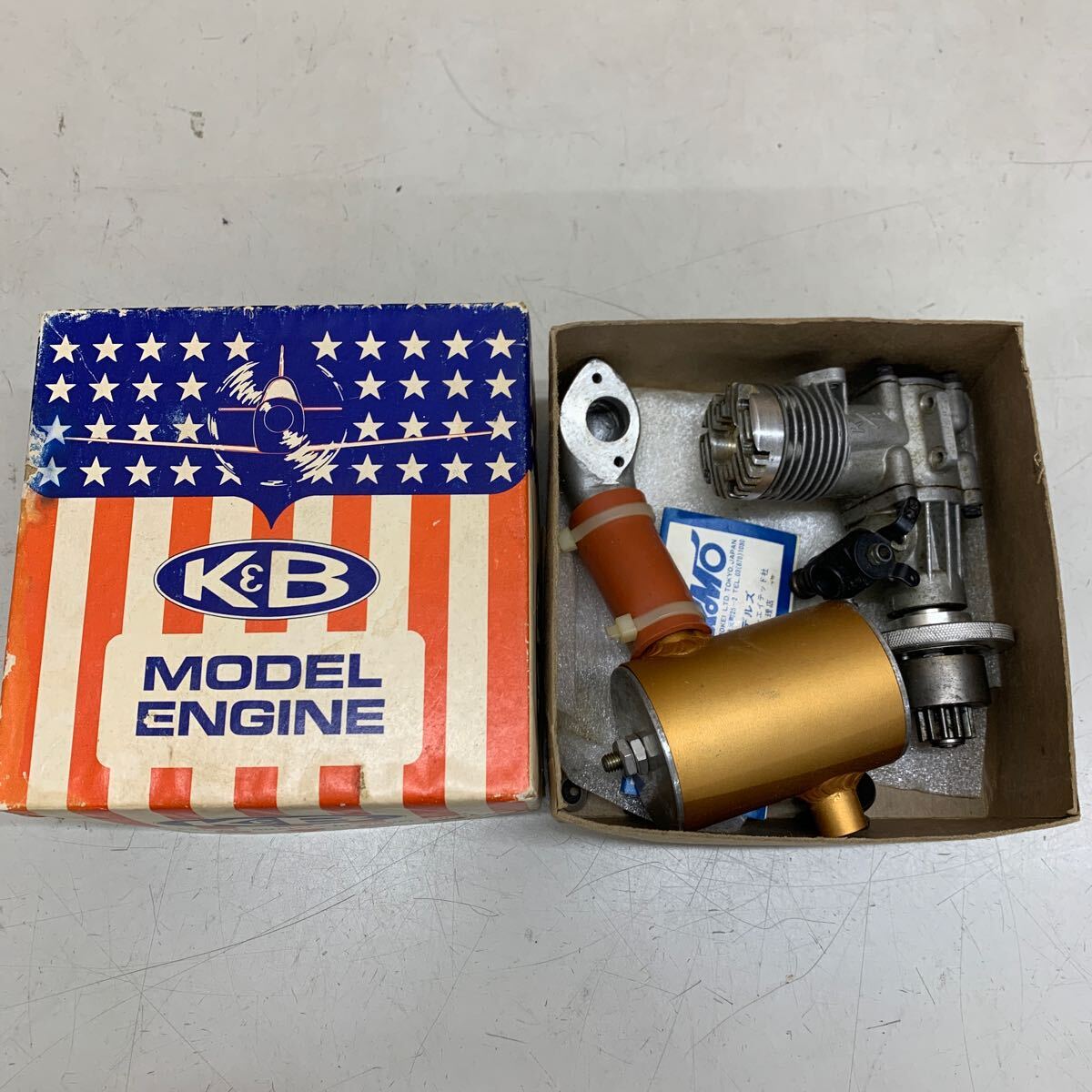 K&B 3.5 cc S1 8380A 模型エンジン