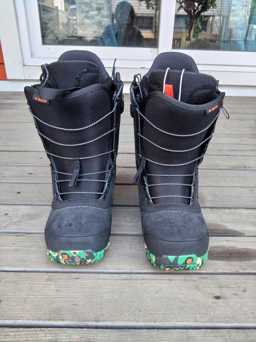 BURTON MOTO アジアンフィット スノーボードブーツ(男性用) BURTON