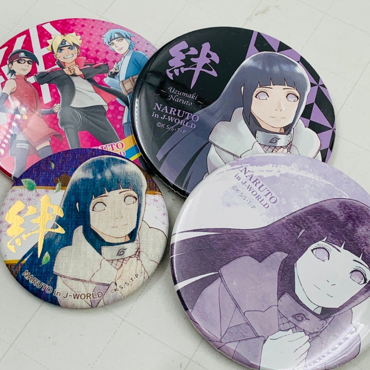 NARUTO ミナト ナルト クシナ J-World 絆 缶バッジ