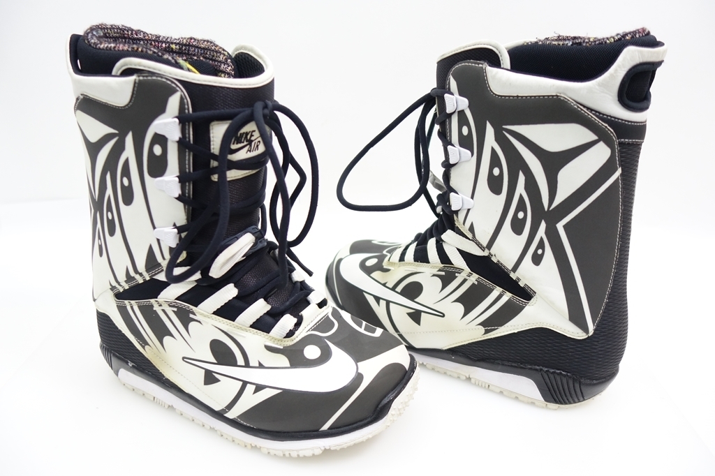 NIKE ズーム怪獣 snowboard 黒26.5センチ NIKE ズーム怪獣 board 黒