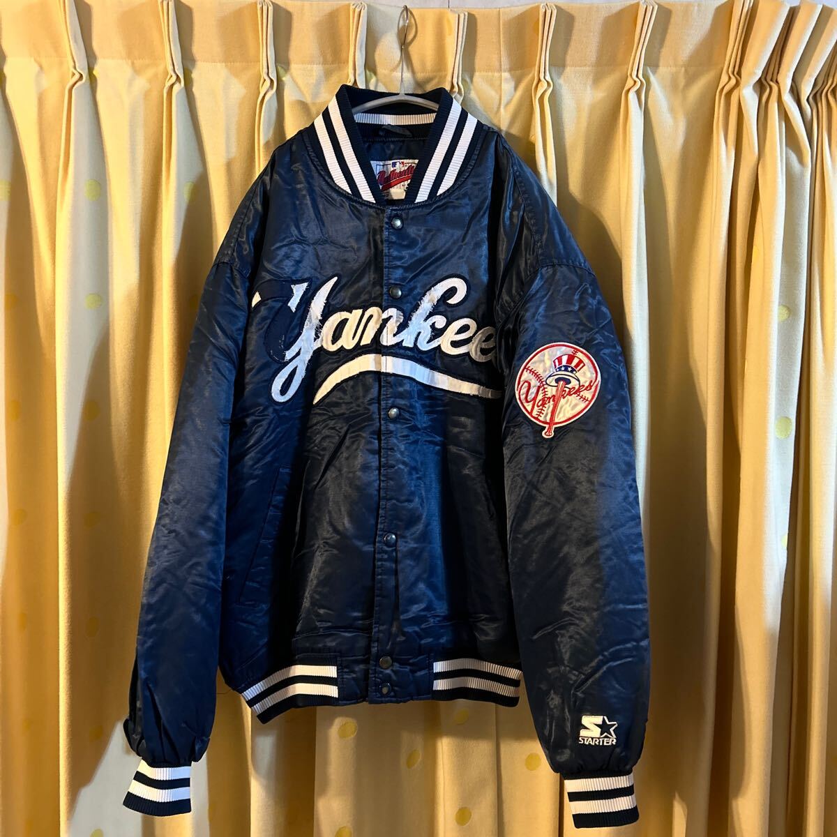 majestic ナイロンスタジャン サテンスタジャン ヤンキース MLB 紺