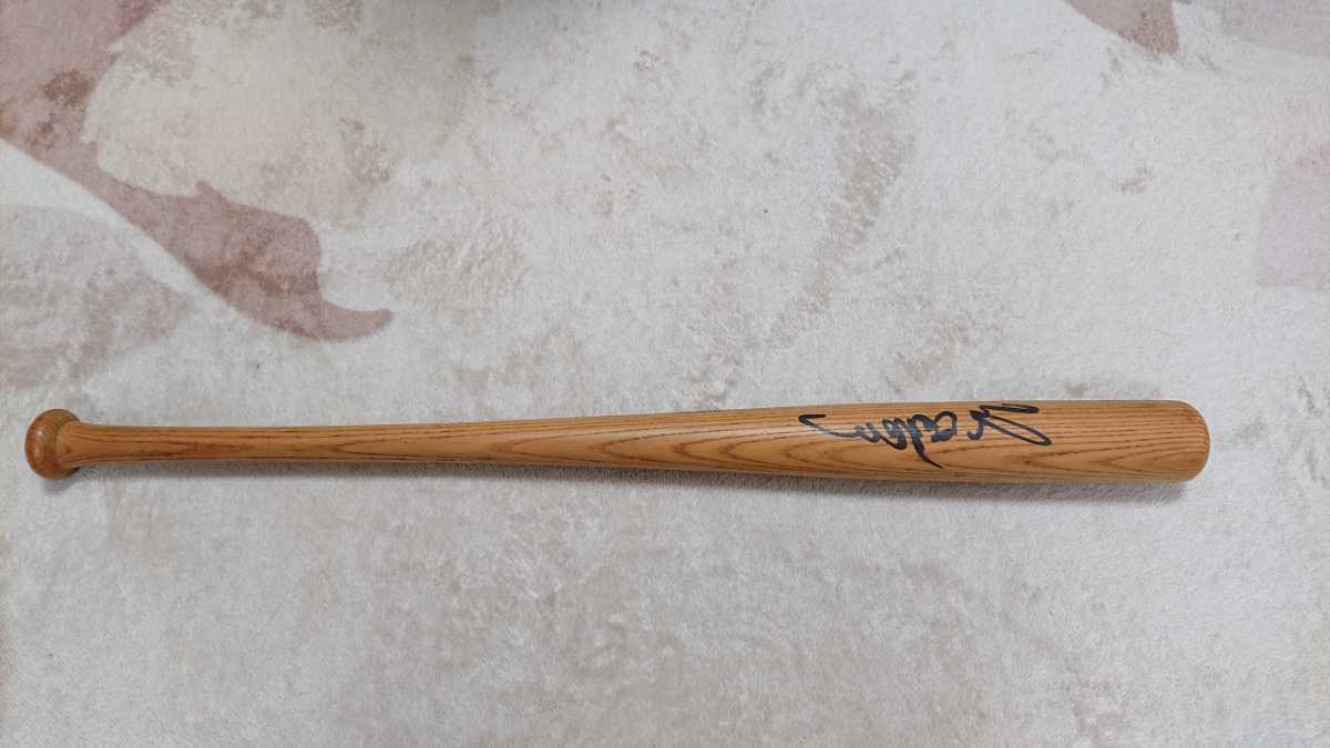 長嶋茂雄 直筆サイン入りバット 長嶋茂雄 直筆サイン入り 木製バット