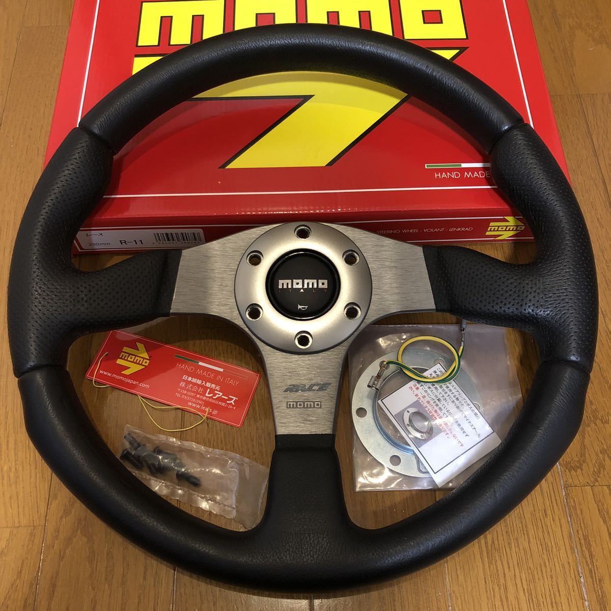 MOMO ステアリング 34cm ヴェローチェレーシング 当時物 MOMO