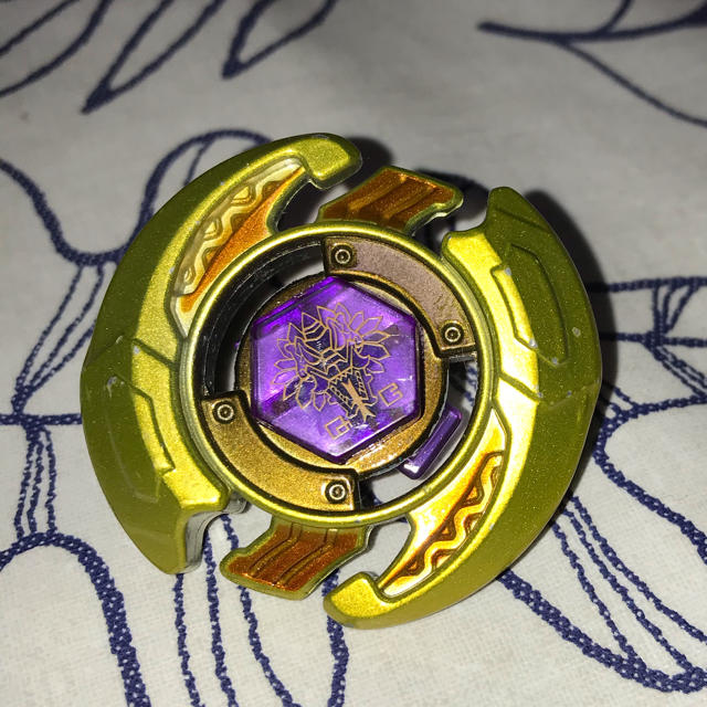 Takara Tomy - メタルファイトベイブレード ケツァルコアトルの通販 by