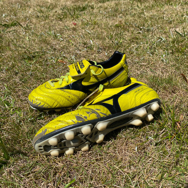 モレリア 26.5 30周年 限定 イエロー 新品 未使用 タグ付き