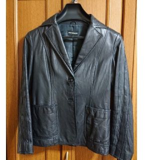 DKNY（レザージャケット）のフリマアイテム一覧