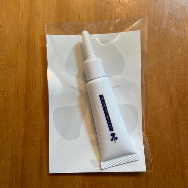 エメローゼン VUVプロテクトの通販 by liko's shop｜ラクマ