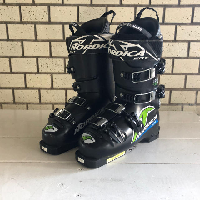 ドーベルマン ワールドカップNORDICA DOBERMANN WORLDCUP