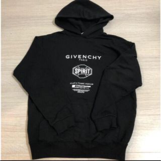 GIVENCHY（パーカー）のフリマアイテム一覧