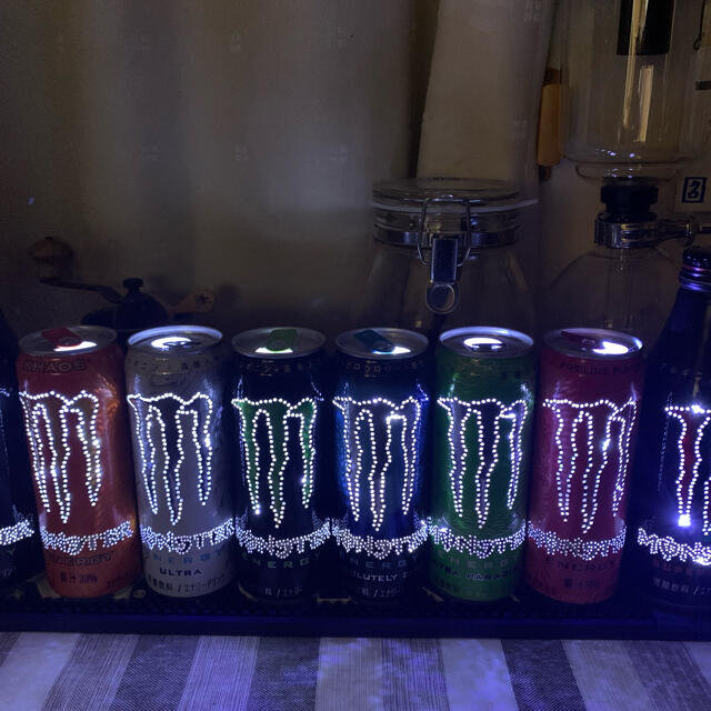 モンスター 空き缶 インテリアライト クリスマスにもの通販 by ゆず