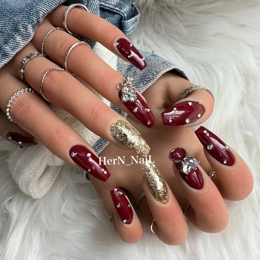 ボルドーストーンネイルチップの通販 by HerN｜ラクマ