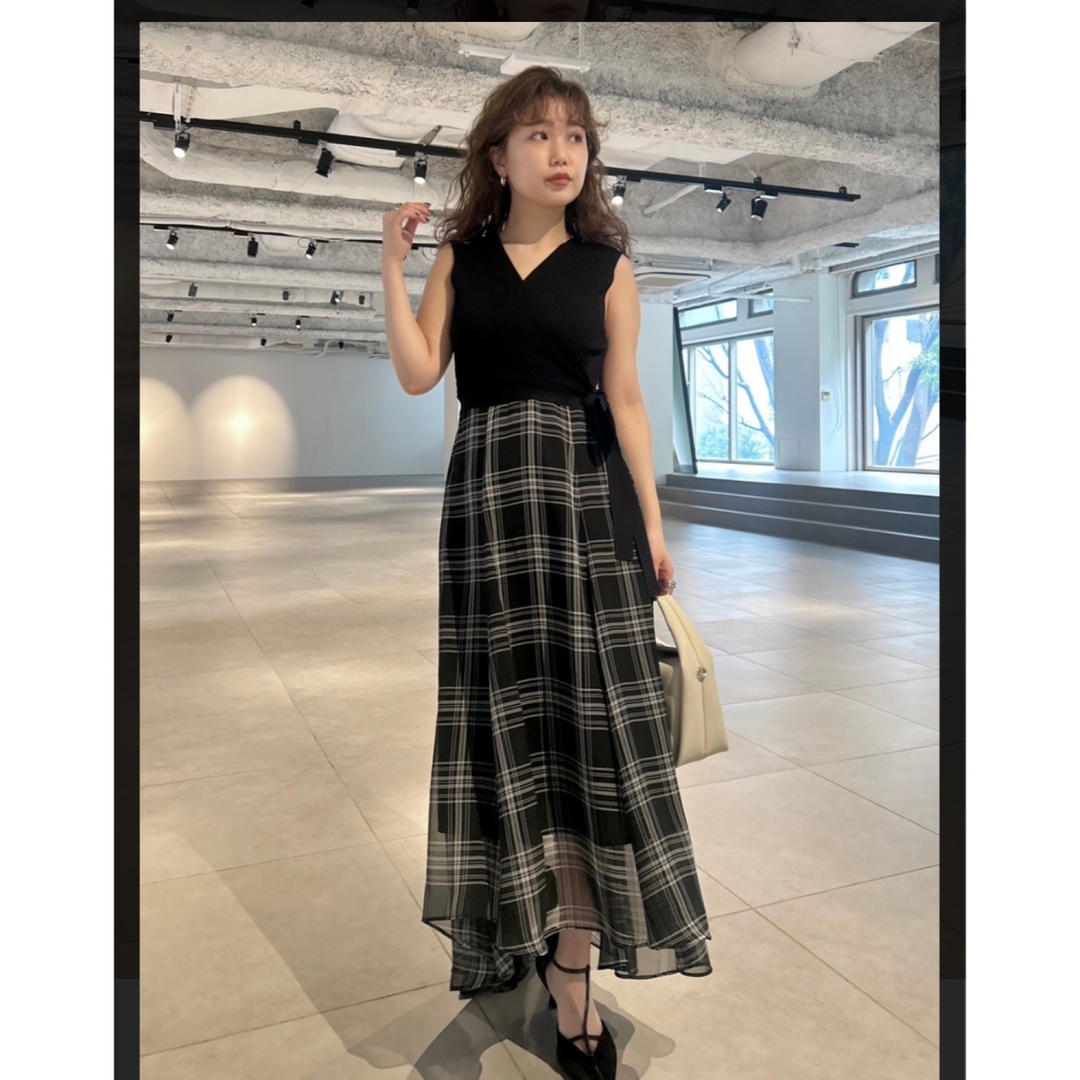 ウサギオンライン限定 フレイアイディー フレアミニニットワンピース