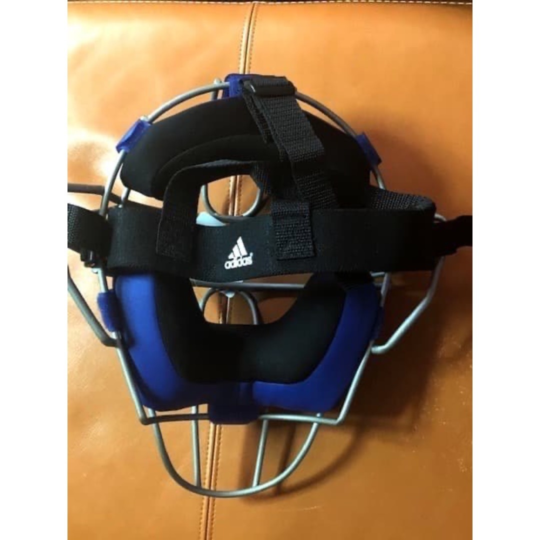 新品アメリカ限定最高級 adidasキャッチャー3点セット＋UAヘルメット