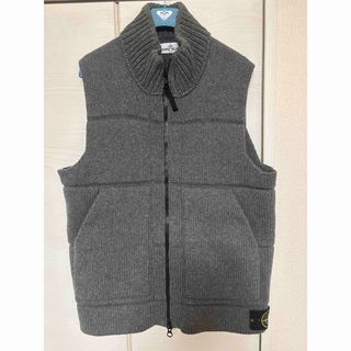 STONE ISLAND（ベスト）のフリマアイテム一覧