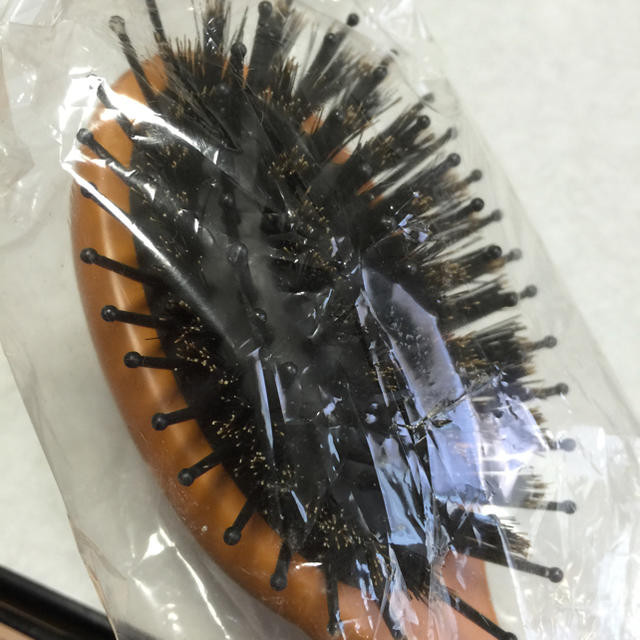 POLA - 【POLA】ヘアブラシの通販 by うめちゃん｜ポーラならラクマ