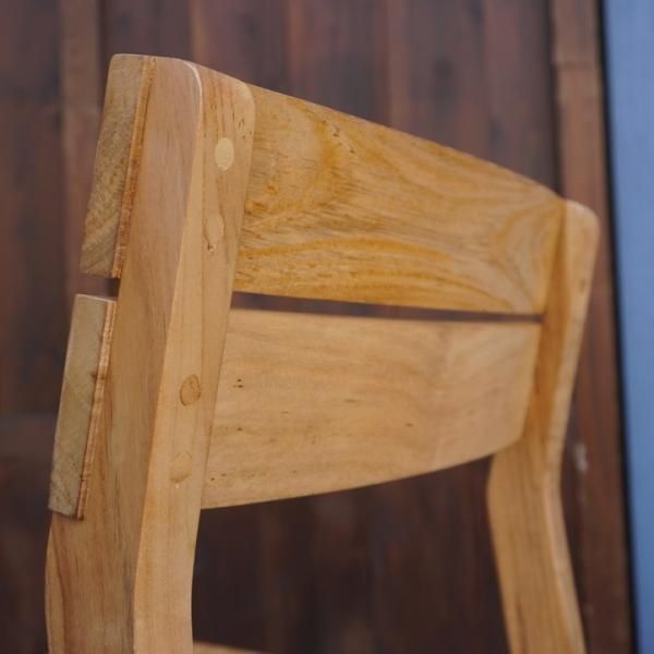 unico(ウニコ)のSOTO(ソト) ダイニングチェアです。チーク無垢材を全面