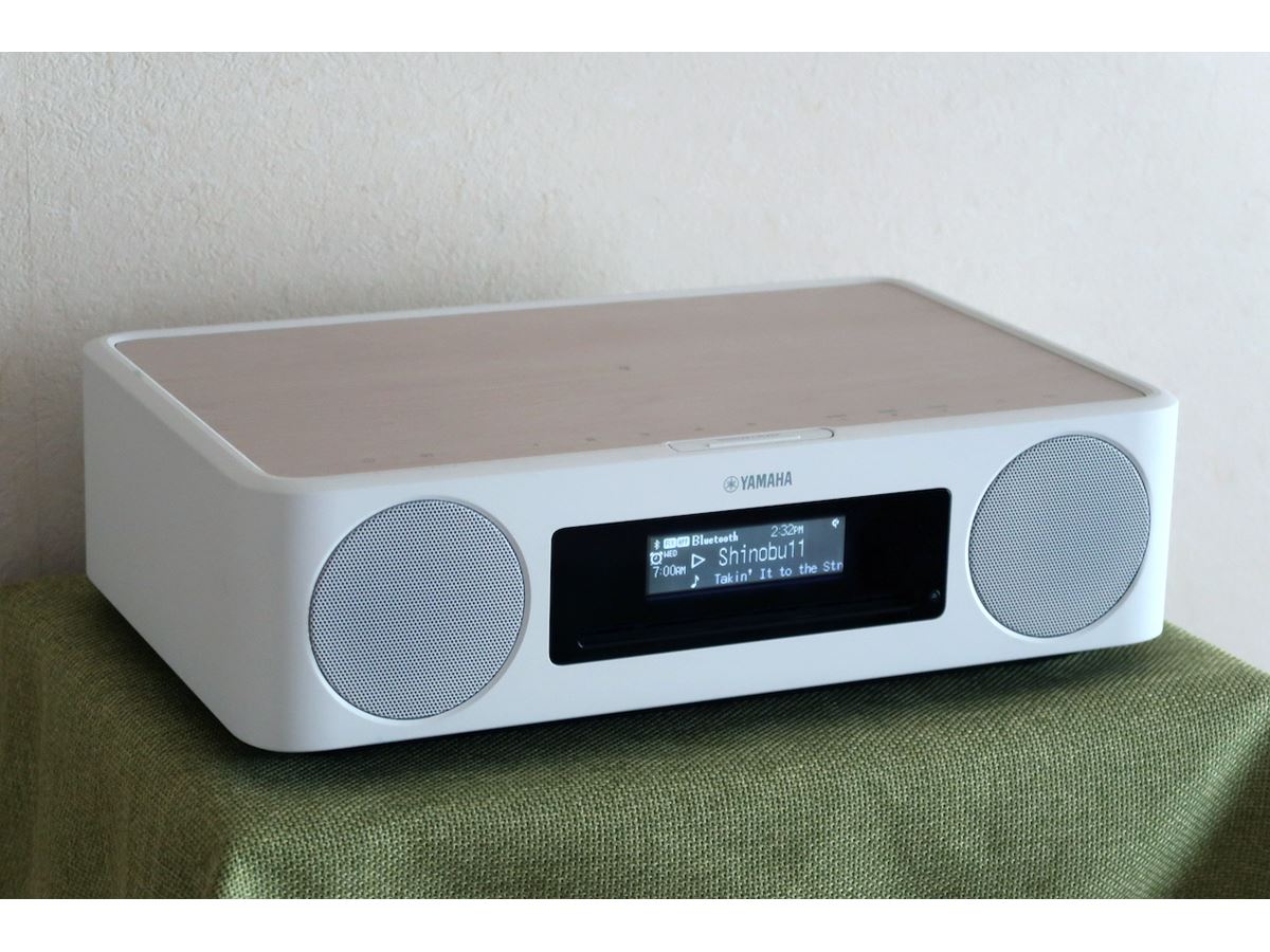 充電しながら音楽再生も！ スマホと好相性なヤマハのコンパクト