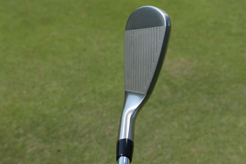 ミスに強くて飛ばせるタイト！ 「T300」アイアン試打 - 価格.comマガジン