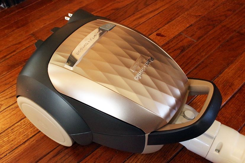 プロダクトアワード金賞！ パナソニックの紙パック式掃除機「MC-PK18G