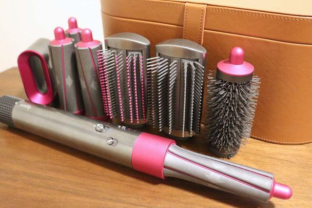 ダイソン Dyson Airwrap スタイラー Complete [ニッケル/レッド] 価格