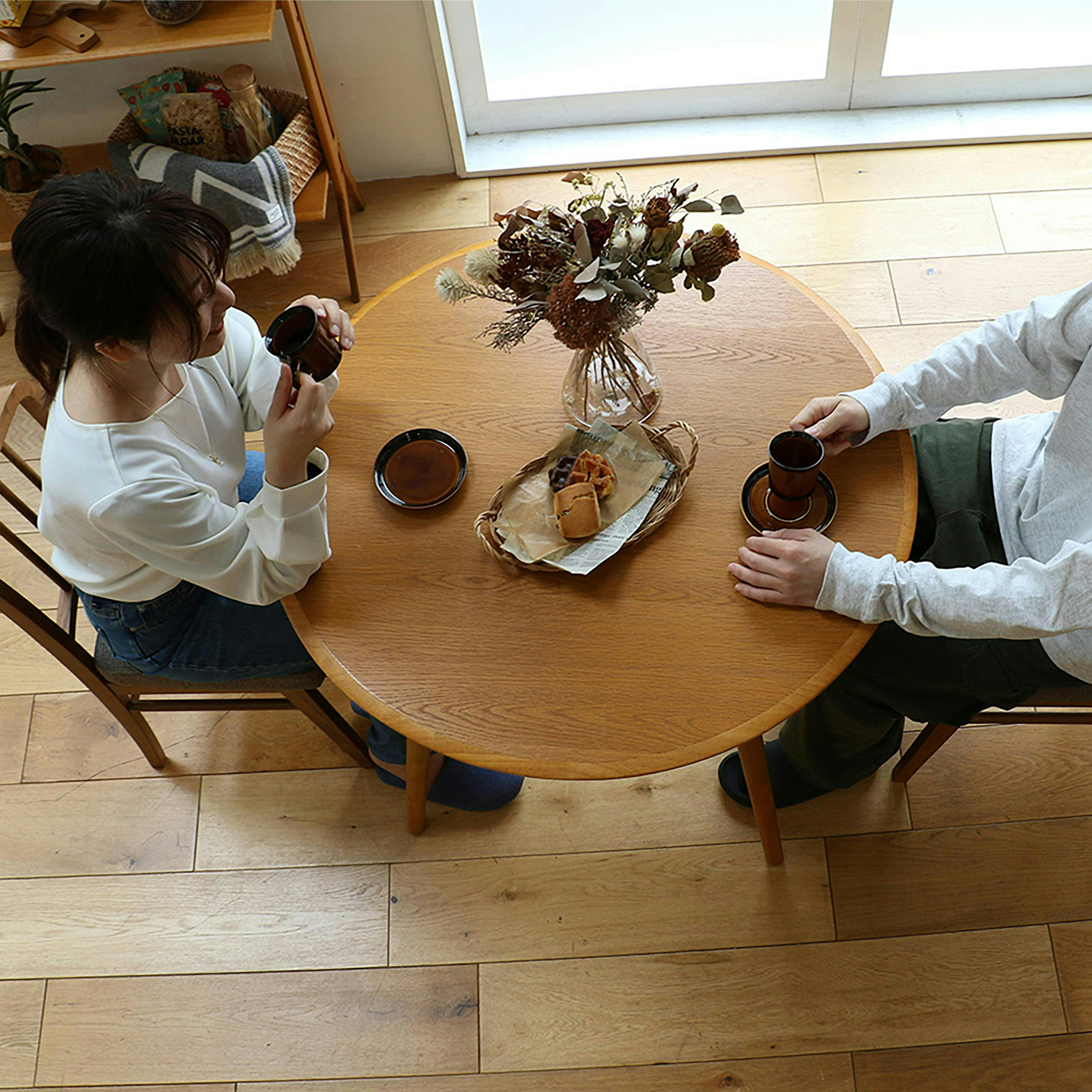 円形で楽しむダイニング空間 Dining Table φ900 ダイニングテーブル