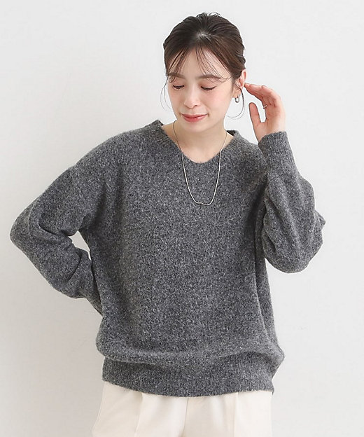 ふわふわVネックニット（2002547125） | SHOO LA RUE