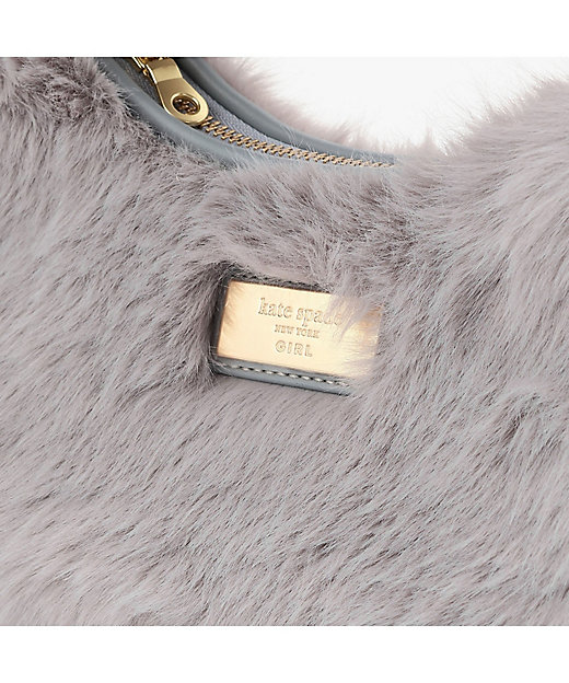 フェイクファーハーフムーンバッグ 8654421 | KATE SPADE NEW