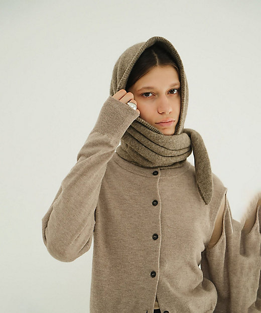 YAK KNIT TRIANGULAR STOLE 19136ー