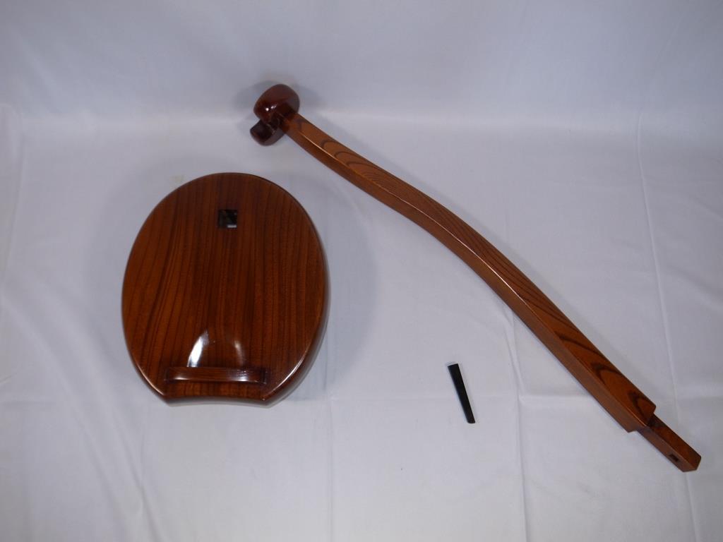 柘植材 琵琶 撥 自然木の置き台 柘植材 琵琶 撥 自然木の置き台 柘植材