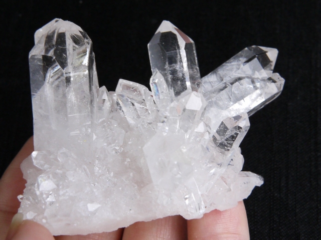 さいたま 大宮 | 天然石 パワーストーン 販売店|石の記録 / 水晶