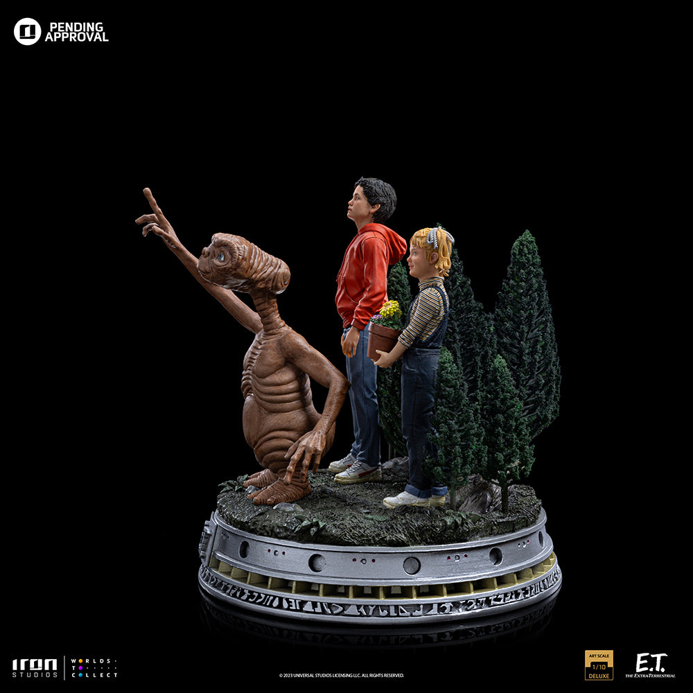 E.T. Elliot and Gertie Deluxe - E.T. The Extra-Terrestrial - Art