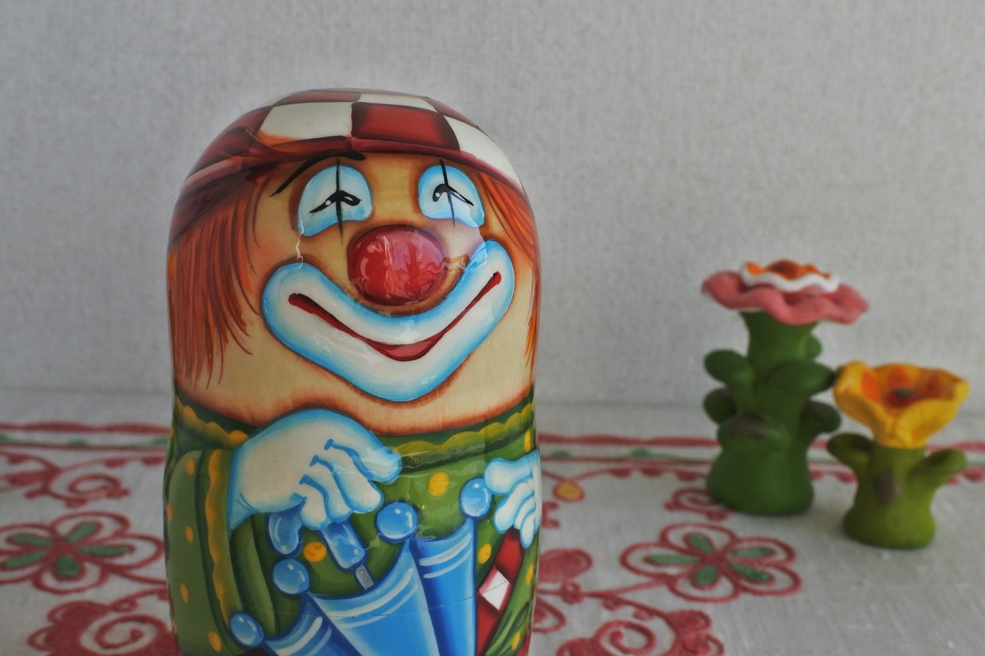 マトリョーシカ サーカス 3ピース ピエロ 道化師 力持ち ジャグリング