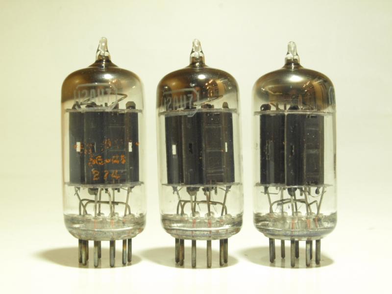 カメラのいわもと：真空管 12AU7、ECC82、同等管、類似管商品在庫一覧