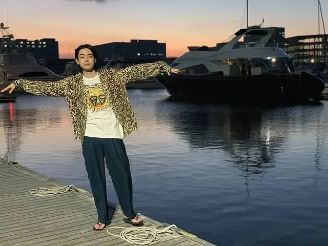 WACKO MARIAの服を着た菅田将暉さんのコーデ 私服/衣装/購入先 - Woomy