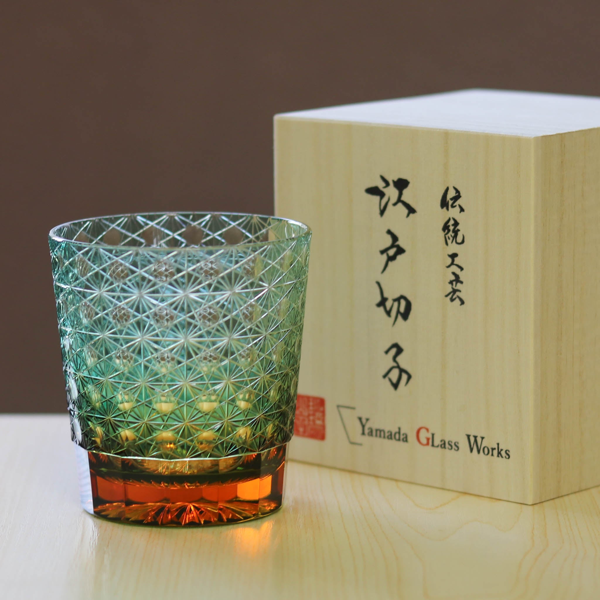 江戸切子 オールドグラス | 縁繋ぎ | 琥珀 グリーン | 山田硝子