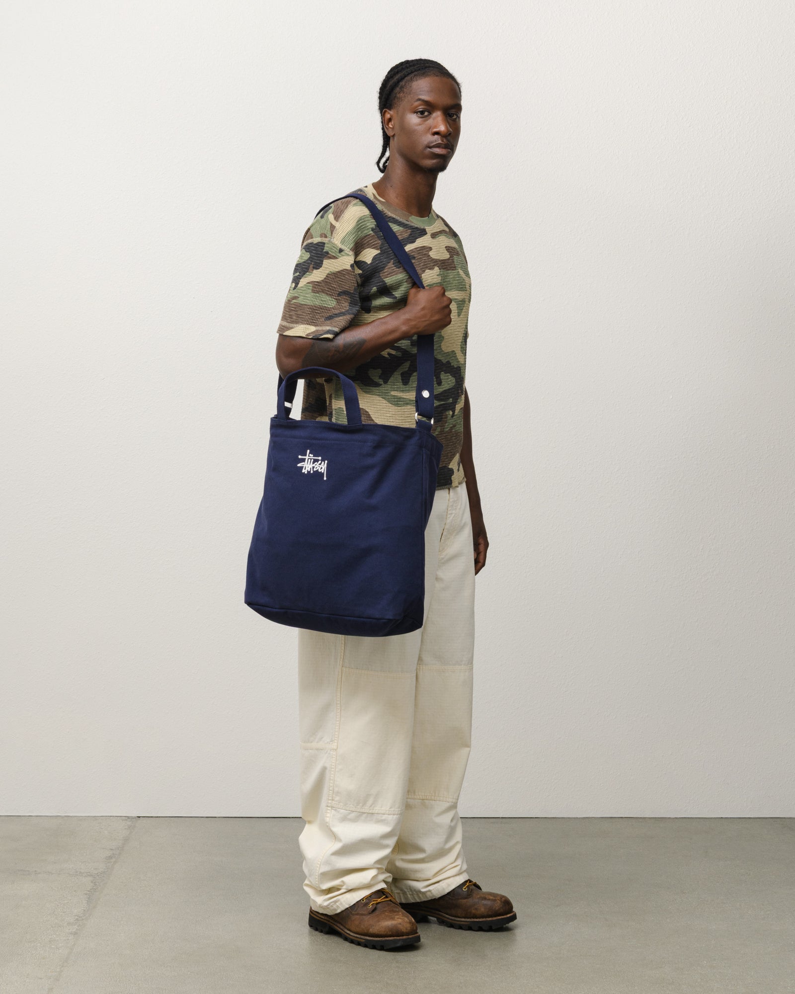 Canvas Crossbody Bag – Navy | Accessories | Stüssy Japan