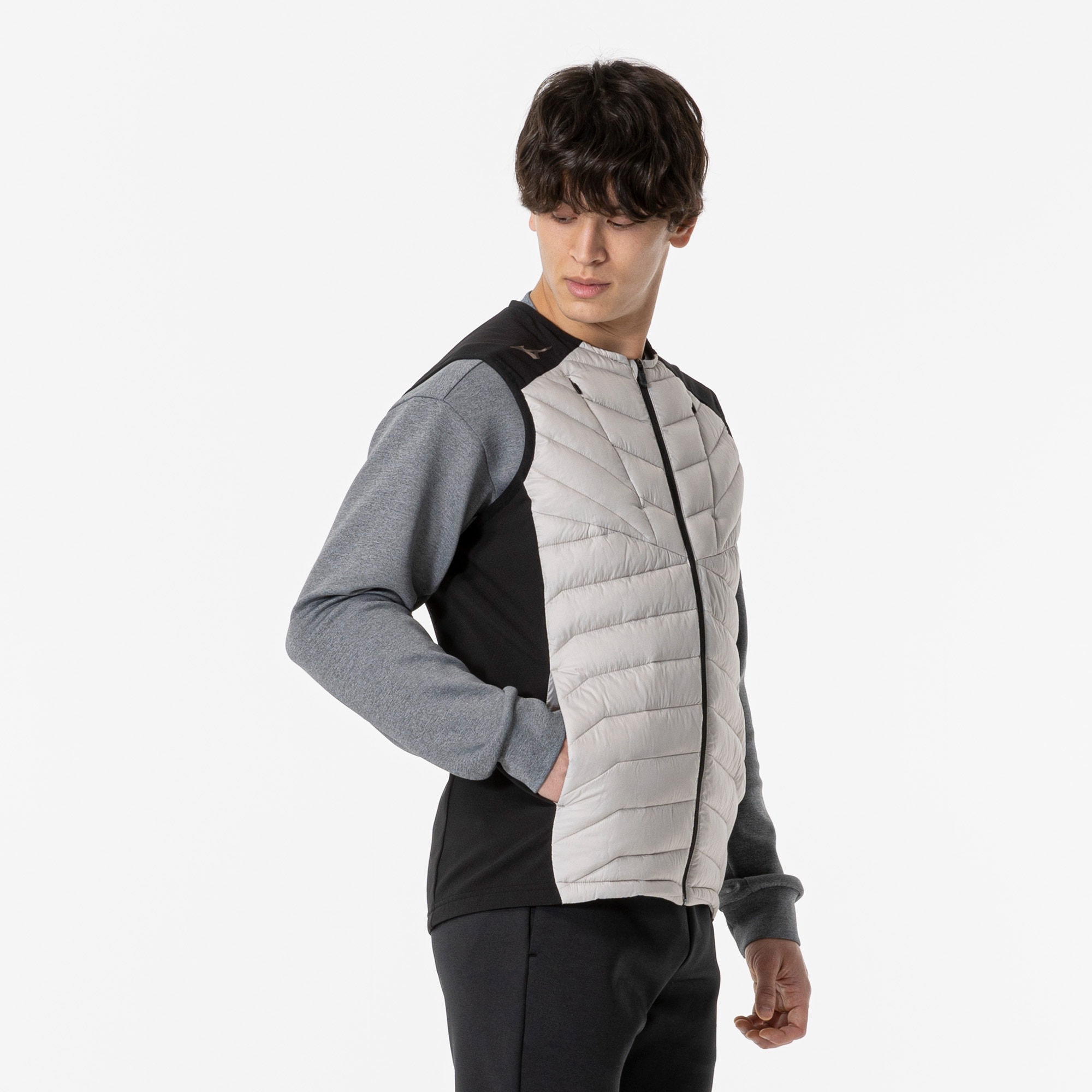 保温素材／吸湿発熱】ミズノテックフィルハイブリッドベスト|32MEA537