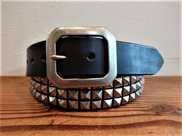 ピラミッドスタッズベルト 3連シルバースタッズ 【ブラック】