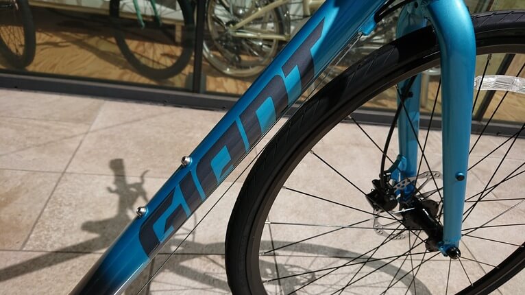 通勤・通学の超定番クロスバイク】GIANT ESCAPE R DISC（ジャイアント