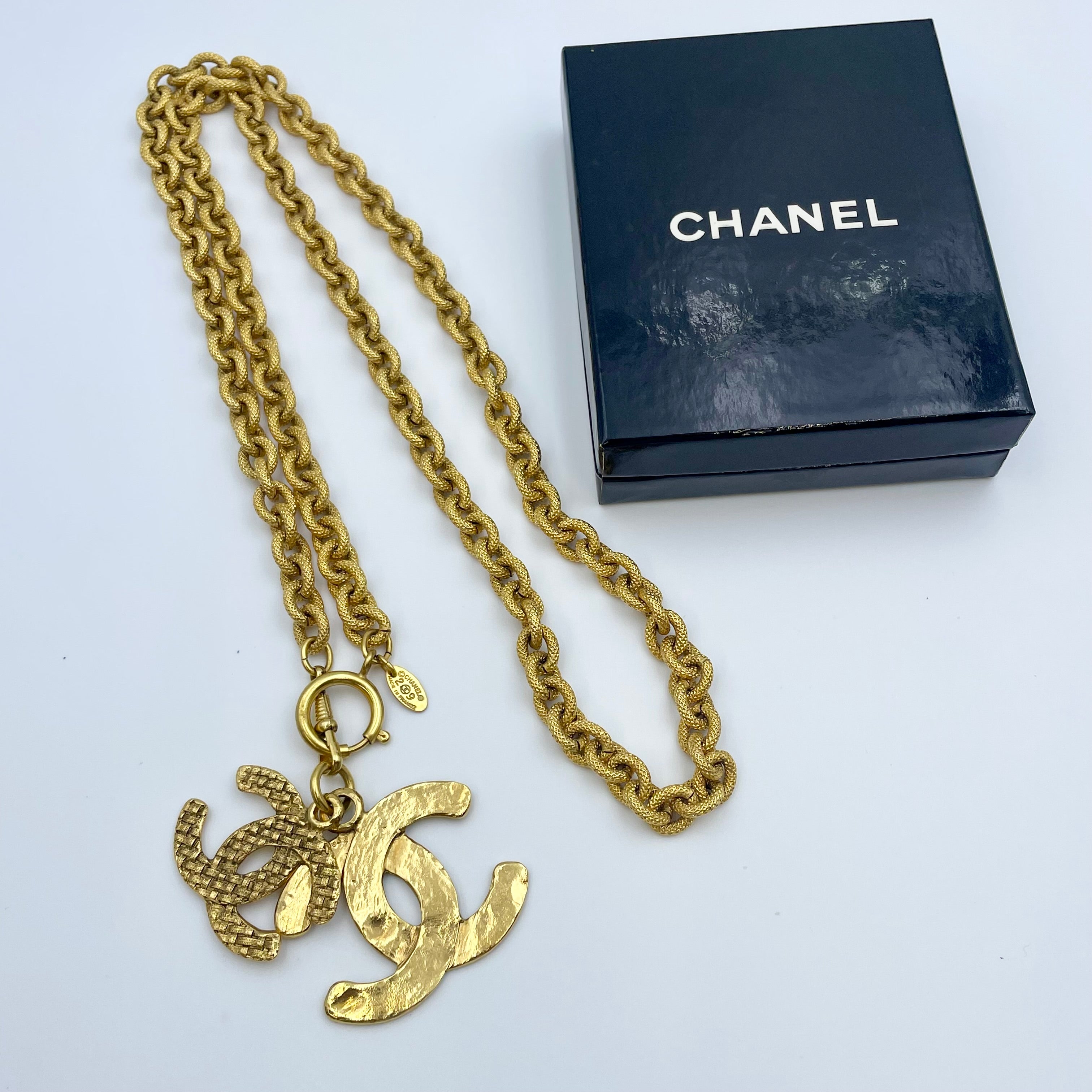 送料無料】CHANEL（シャネル）ロングネックレス ココマーク ゴールド