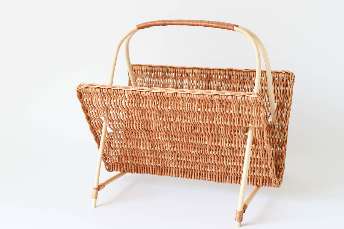 ラトビア マガジンバスケット