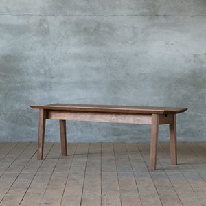 節の活かした温かみのあるデザイン「森のことば」のロッキングチェア