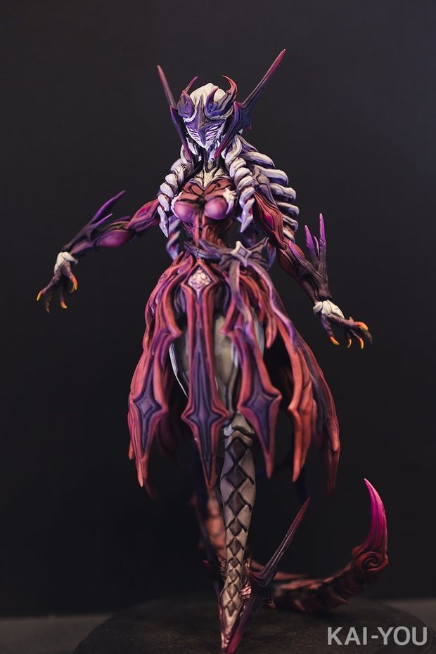 まるで魔王!? 壱百満天原サロメのアレンジフィギュアが神々しい - KAI-YOU